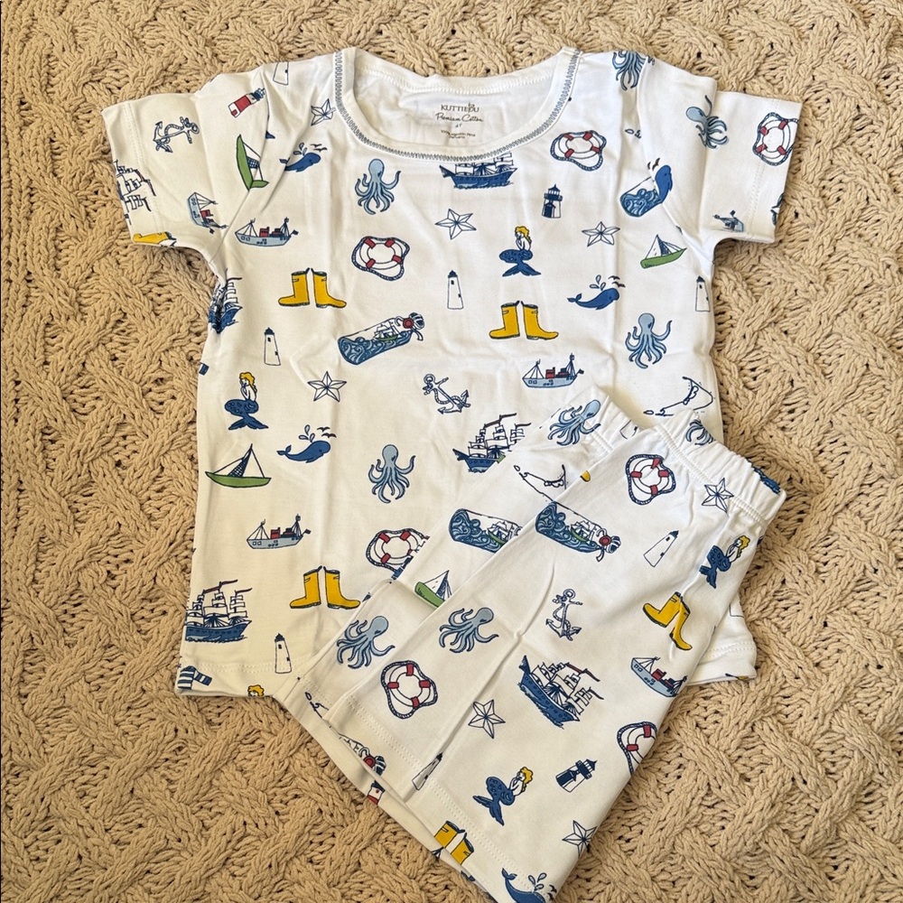 Nurture by Lamaze White Pajama Set with Blue and Yellow Nautical Print